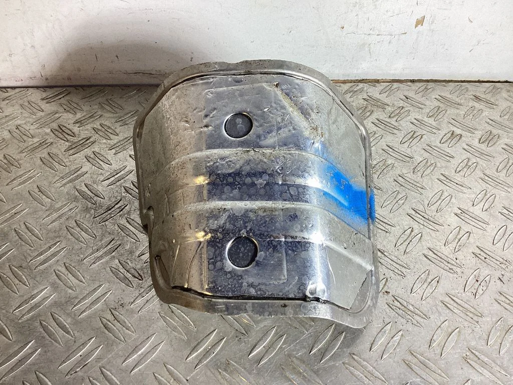 Exhaust heat shield 95B301325B