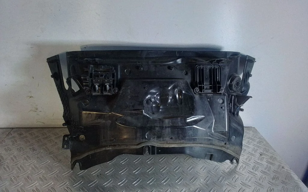 Heat shield in engine bay – Mercedes-Benz GLC-Class C253 (2016-)