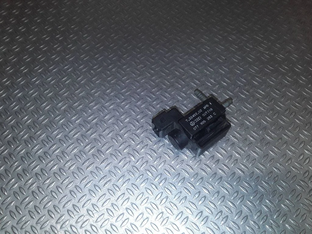 Vacuum valve 72240202