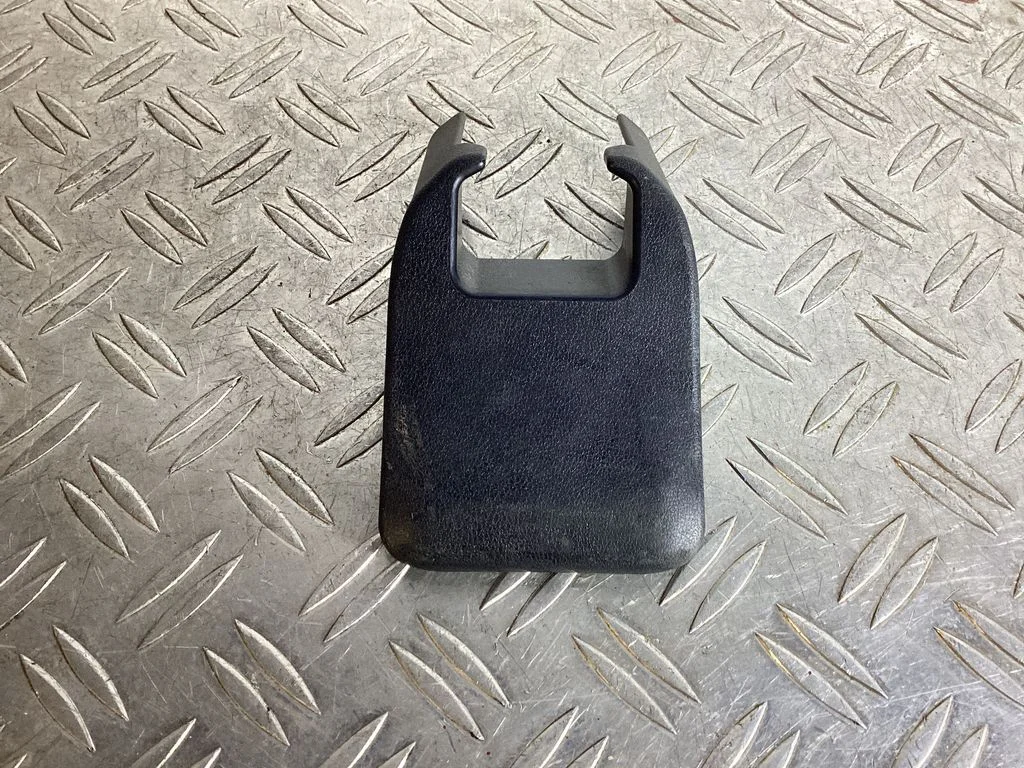 Rear seat rail trim cover 7215748130