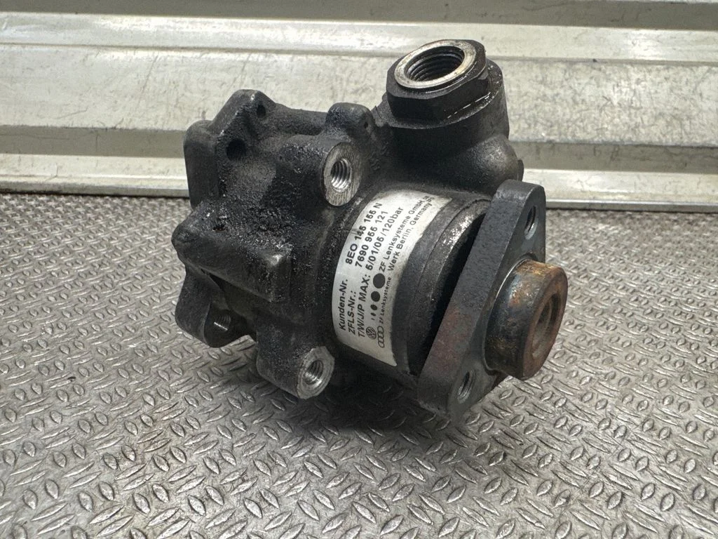 Power steering pump 8E0145155N