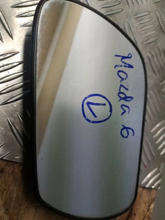 Wing mirror glass – centre