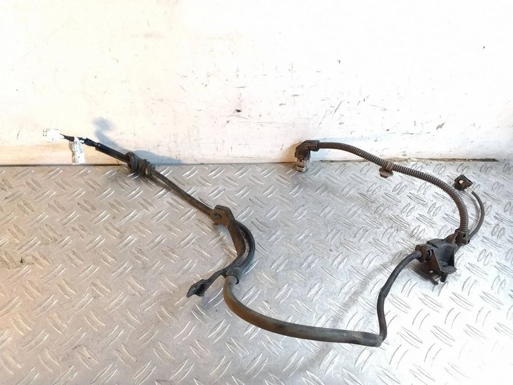 Tagumise ABS-anduri juhtmestik – Toyota RAV 4 (XA50) (2018-)