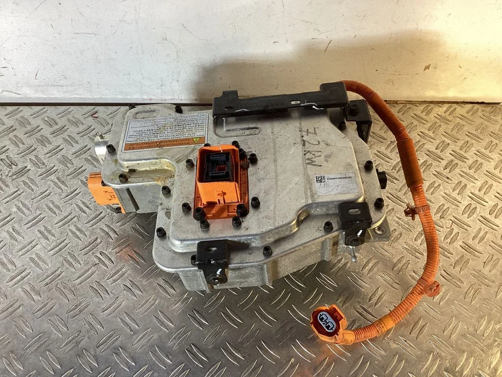 Voltage converter inverter – KIA Niro (2016-2022)