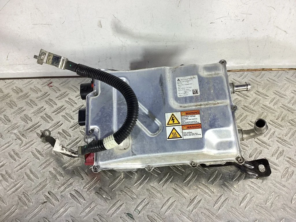Voltage converter inverter – Tesla Model S (2012-)