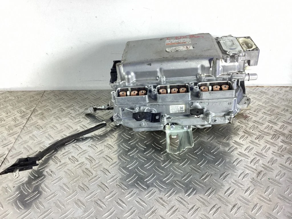 Inverter (pingemuundur) – Lexus NX (2014-2021)