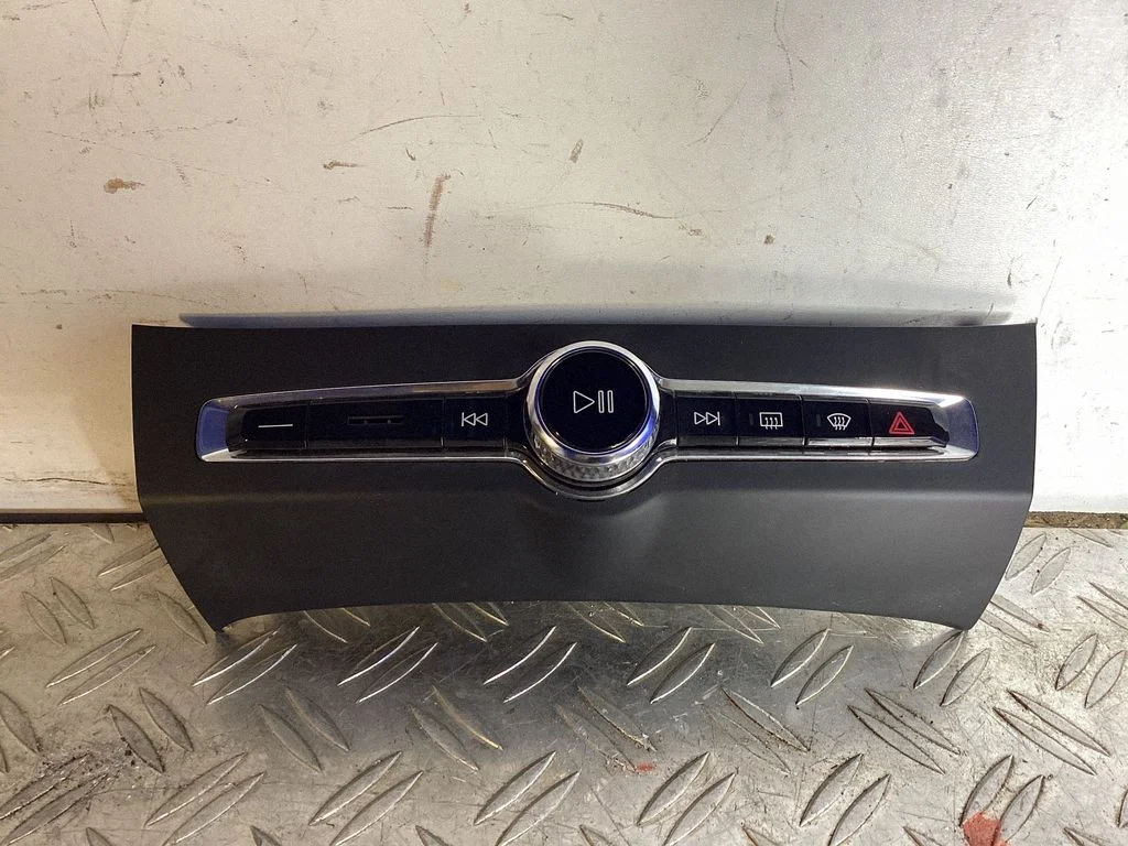 Multimeedia juhtplokk – Volvo S90, V90 (2016-)
