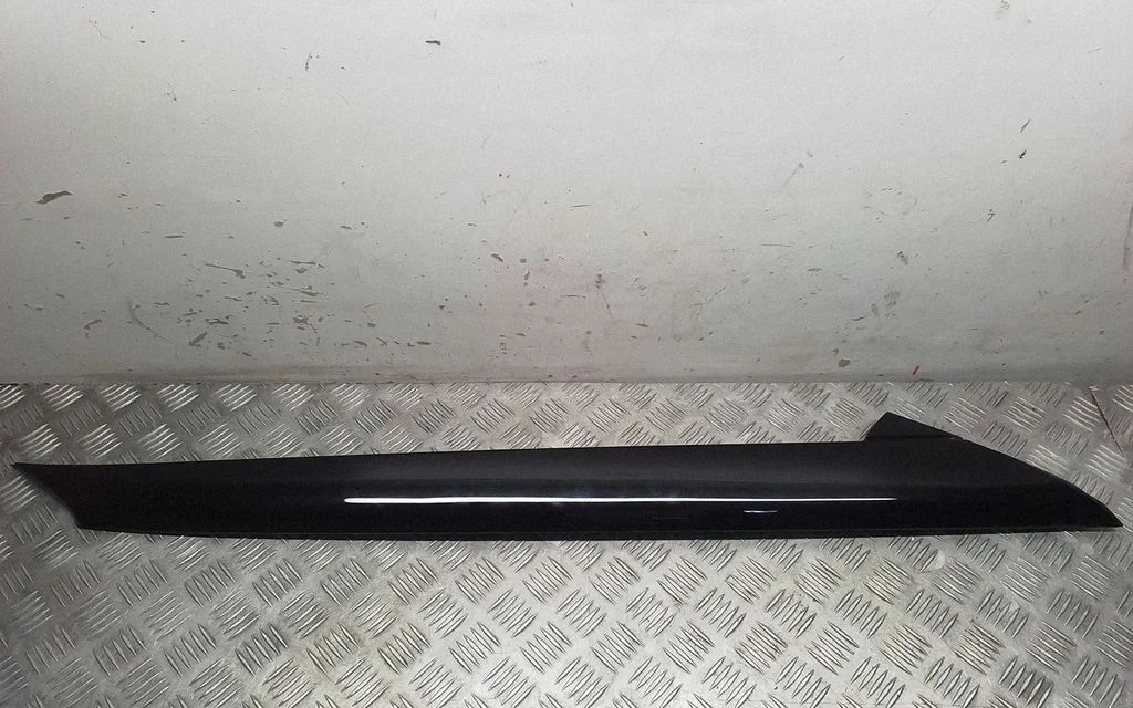 Windshield trim 86250CV000