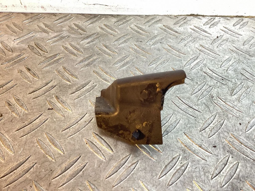 Windshield trim 7P5877390