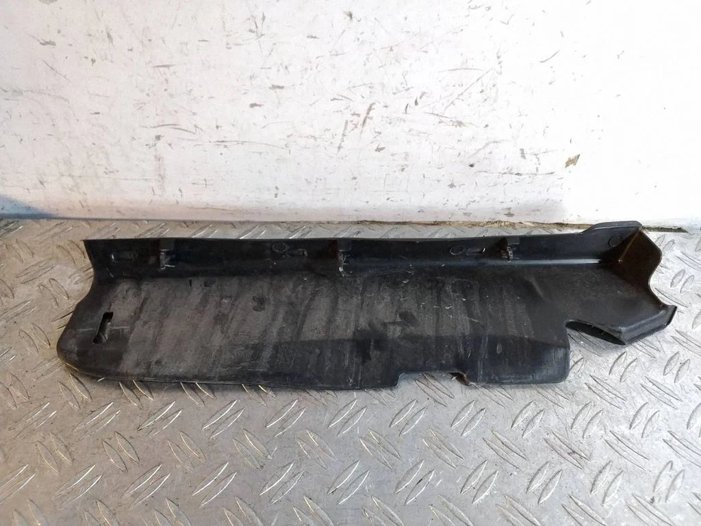 Fender end trim 5338942050
