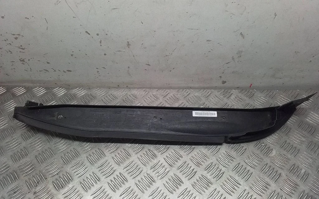 Fender end trim – Porsche Macan (95B) (2014-2018)
