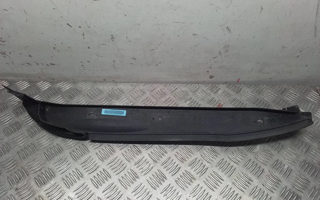 Fender end trim – Porsche Macan (95B) (2014-2018)