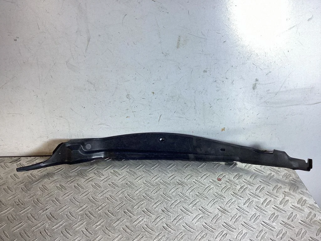 Fender end trim 5382750060