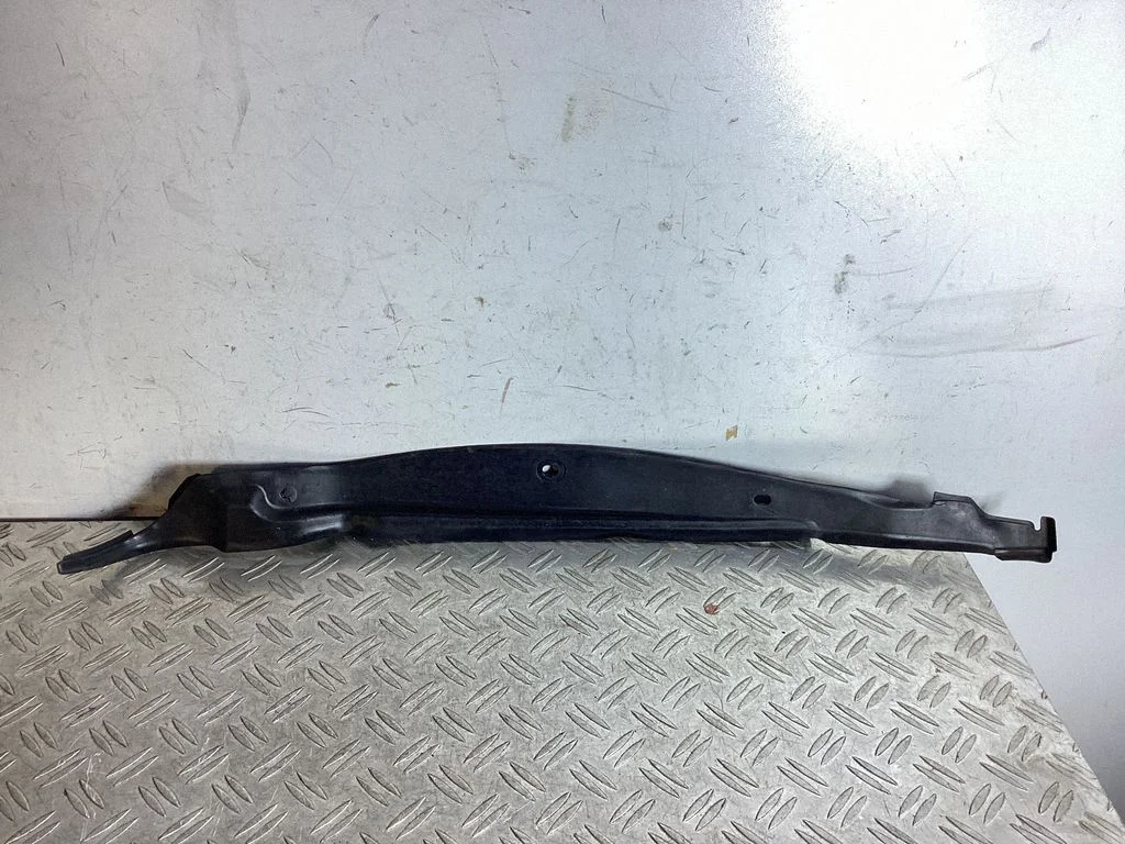 Fender end trim 5382750060