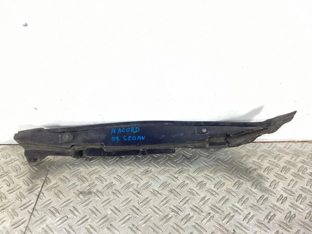Fender end trim – Honda Accord (2008-2016)