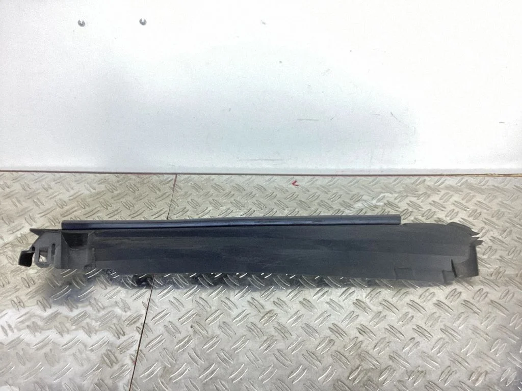 Fender end trim – Toyota Land Cruiser (J150) (2009-)