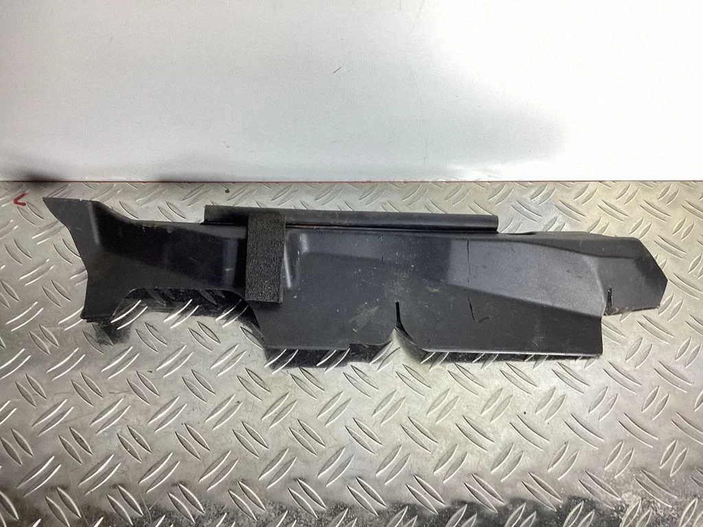 Fender end trim – Lexus NX (2014-2021)