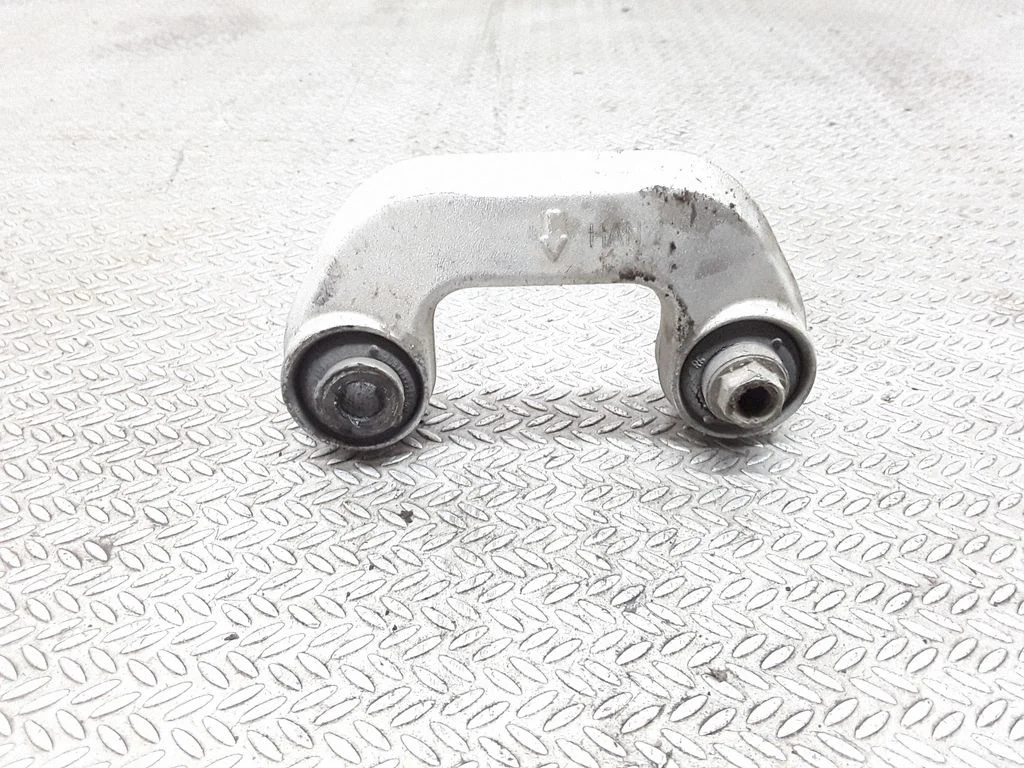 Front upper control arm/wishbone – Audi A4 S4 B6 8E 8H (2001-2005)