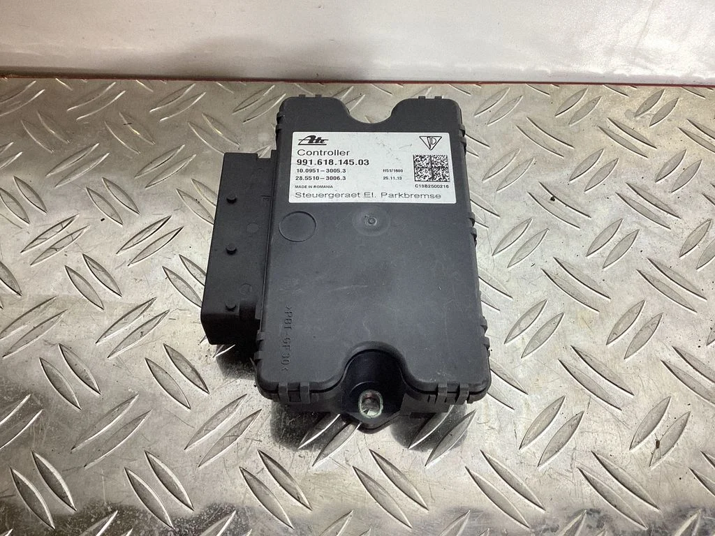 Hand brake control module – Porsche 911 991 (2011-2019)
