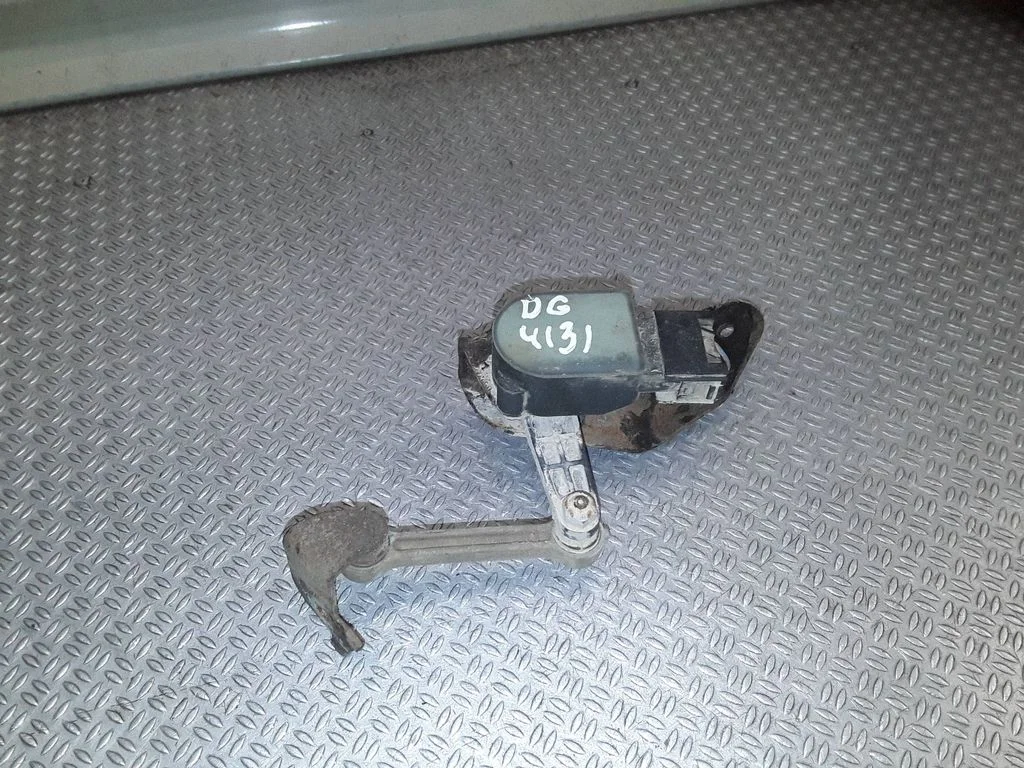 Headlight/headlamp level sensor 4E0907503C
