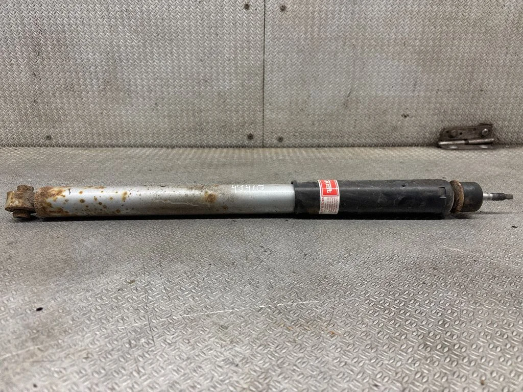 Rear shock absorber/damper