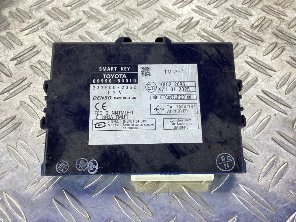 Keyless (KESSY) go control unit/module – Lexus RC (2014-)