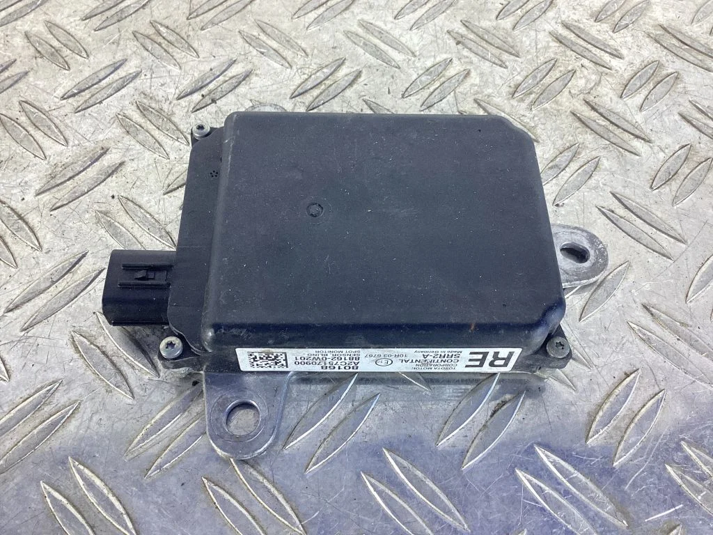 Blind spot module – Lexus RC (2014-)