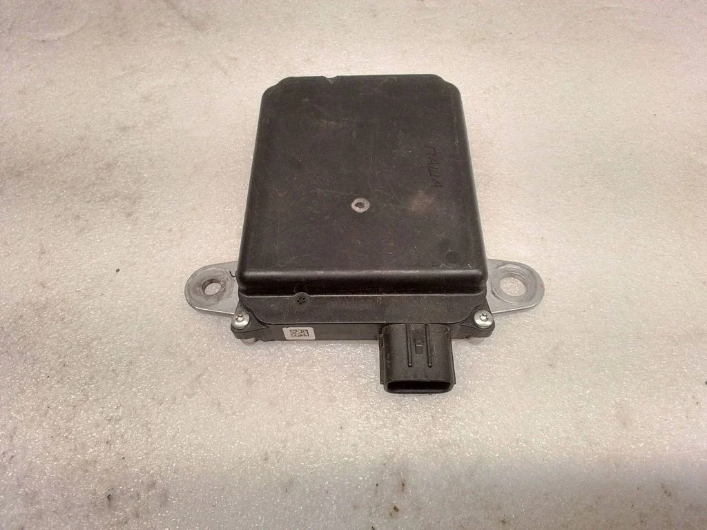 Blind spot module 881620W440