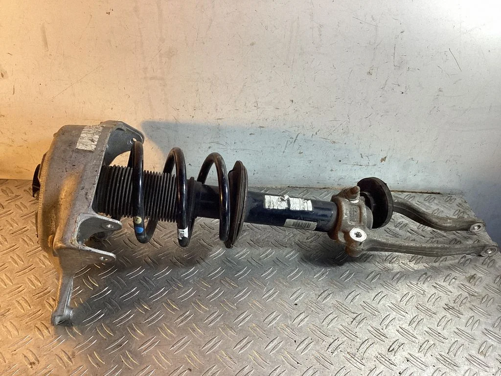 Front shock absorber with coil spring – Porsche Macan (95B) (2019-)