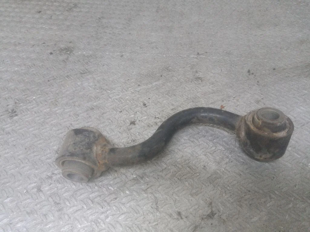 Rear anti-roll bar/stabilizer link – left