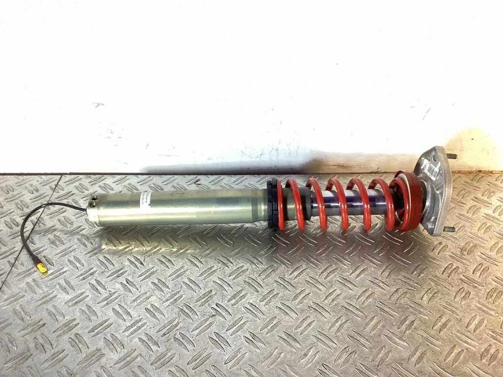 Front shock absorber with coil spring – Porsche 911 991 (2011-2019)