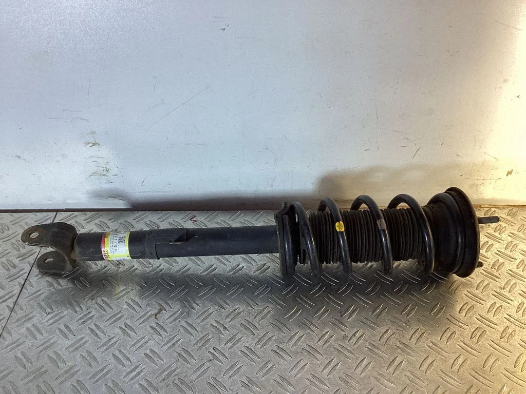 Front shock absorber with coil spring – Lexus RC (2014-)