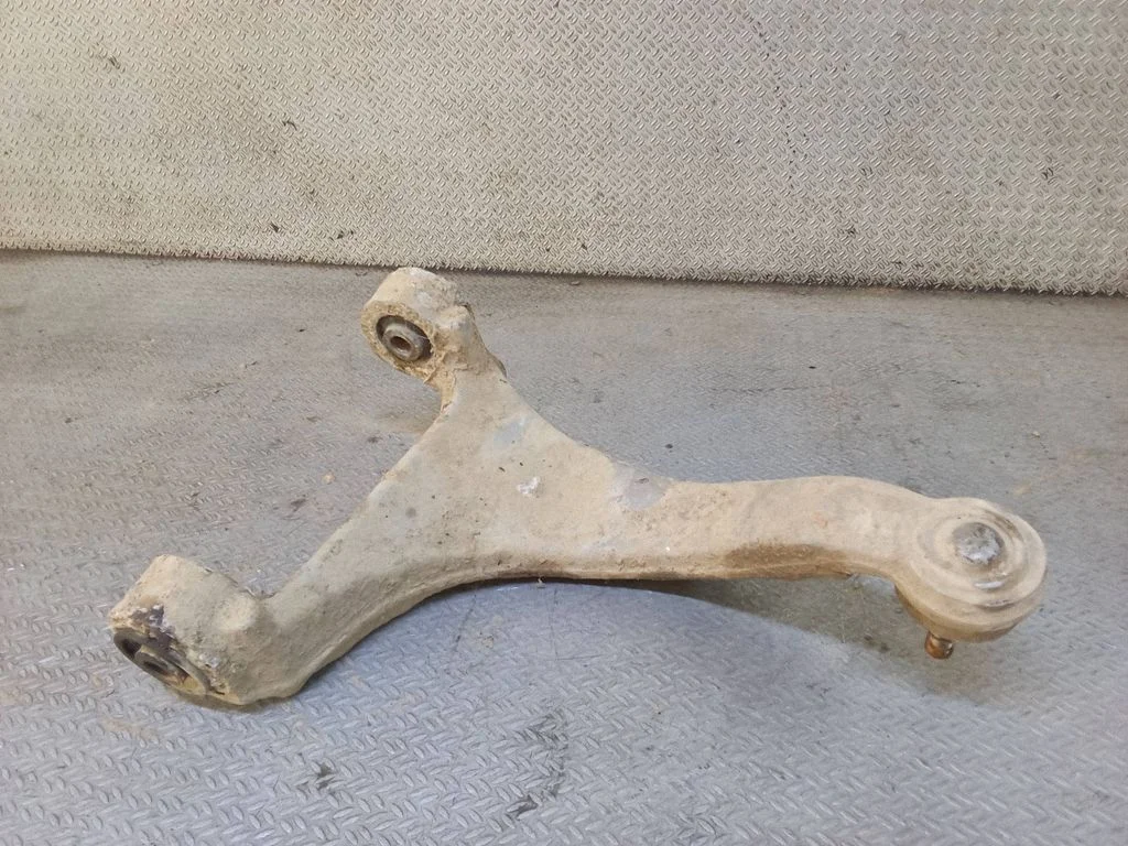 Rear upper control arm/wishbone – right