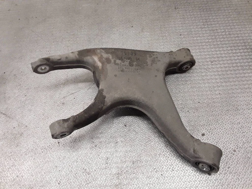 Rear upper control arm/wishbone – Audi A4 Allroad B8 (2008-2016)