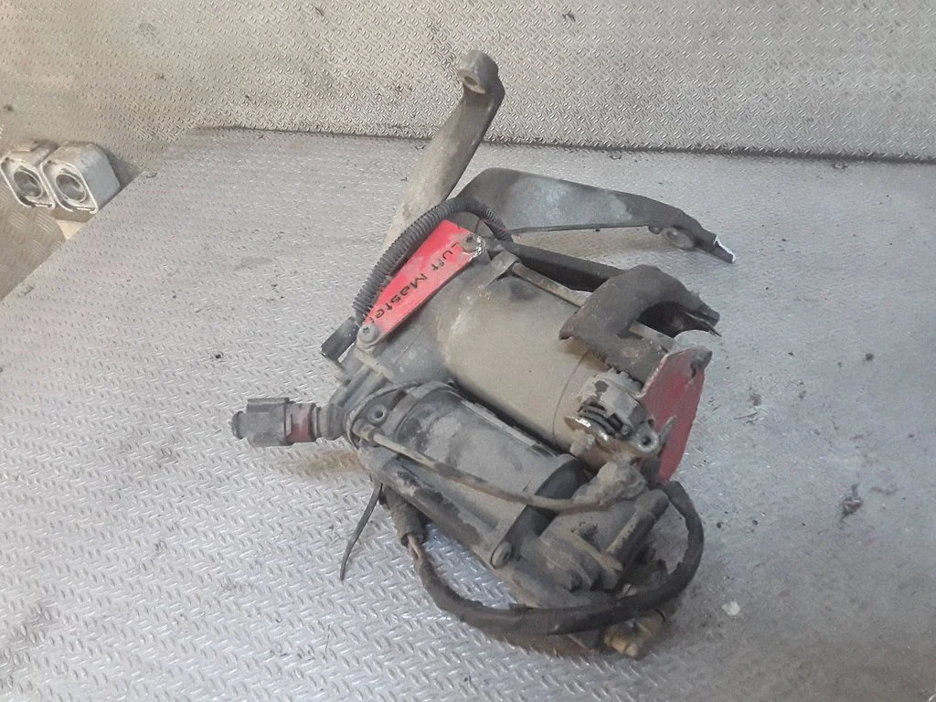Air suspension compressor/pump A2053200104