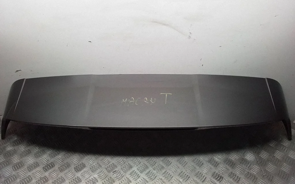 Tagaluugi spoiler 95B827934
