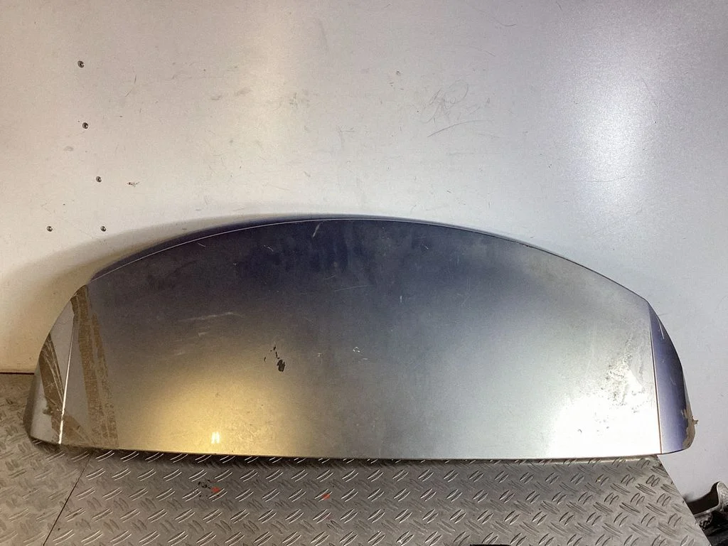 Tailgate/trunk spoiler – Lexus RX 450H (2016-)