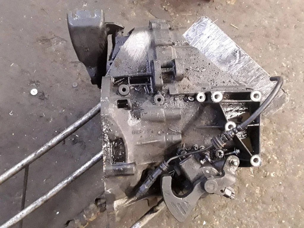 Manual 6 speed gearbox – Volvo V70 (2008-2013)