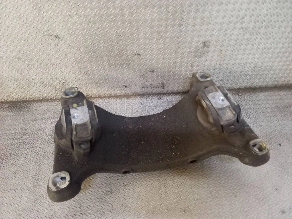 Gearbox mounting bracket 4E0399231N