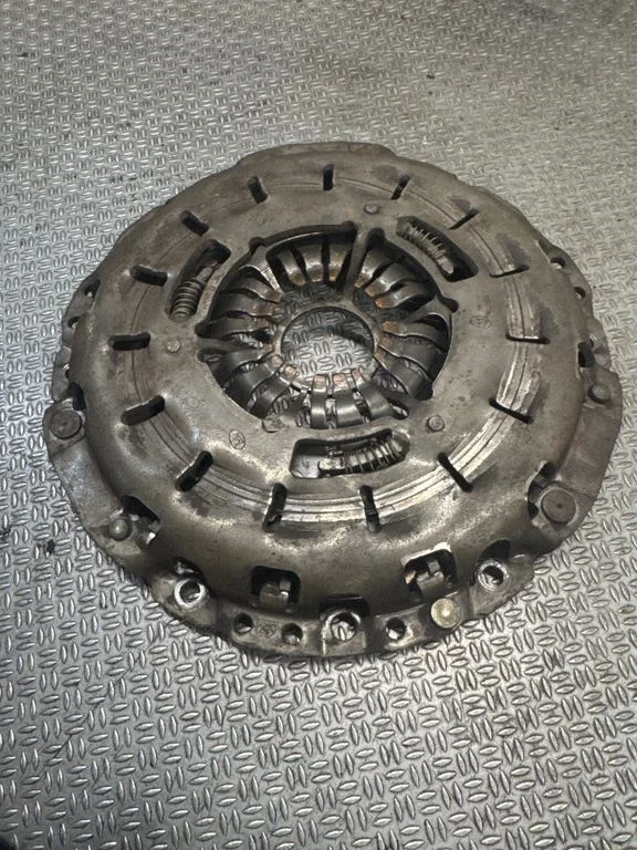 Pressure plate 124033610