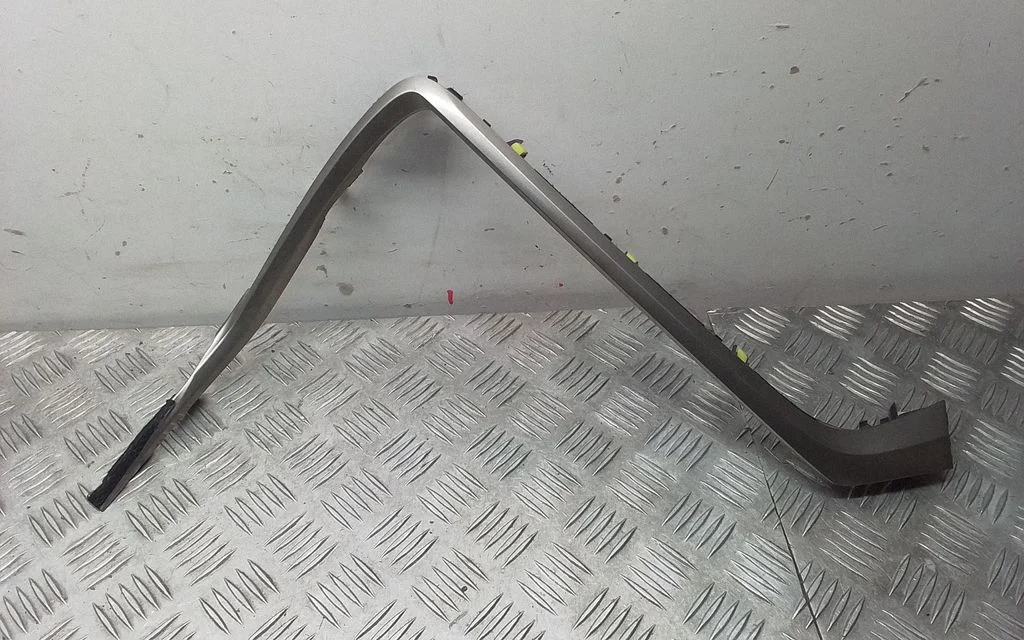 Osłona deski rozdzielczej 5547148050