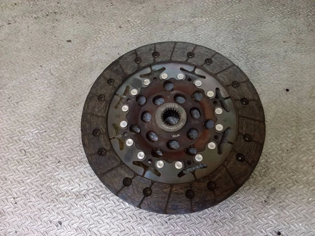 Clutch pressure plate 324036310