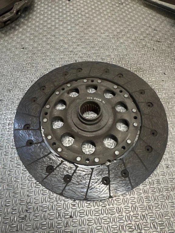 Siduriketas 324033610