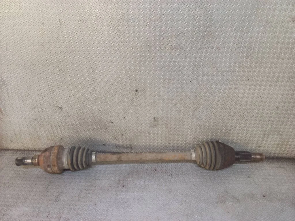 Rear driveshaft – left