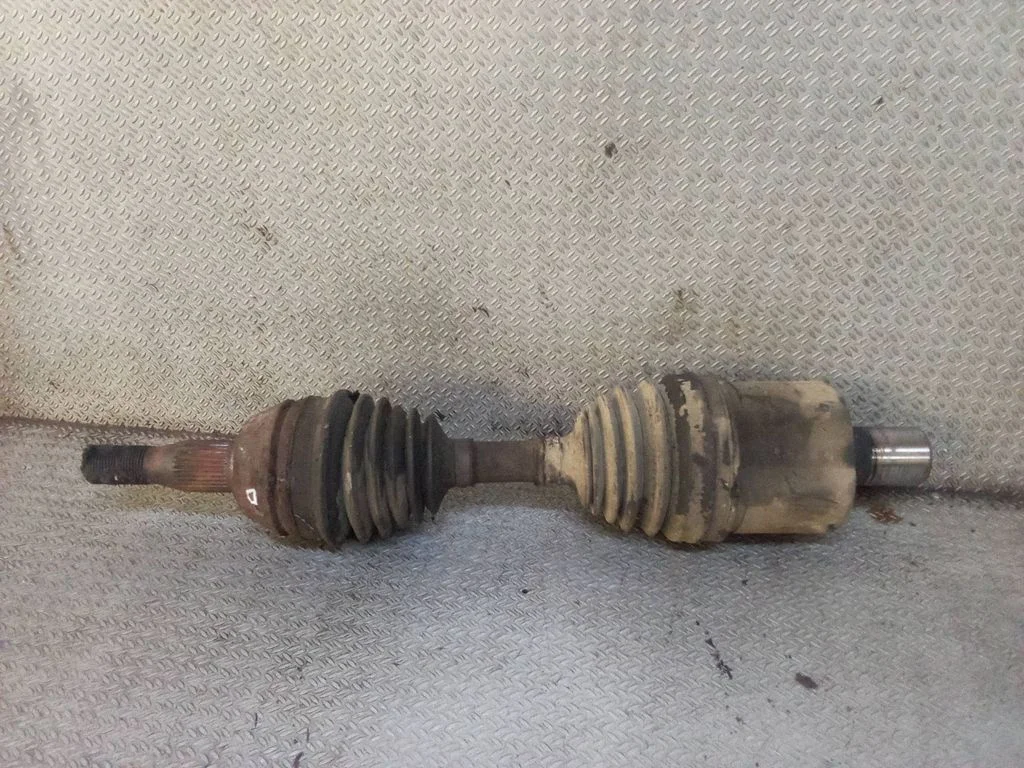 Front driveshaft – right