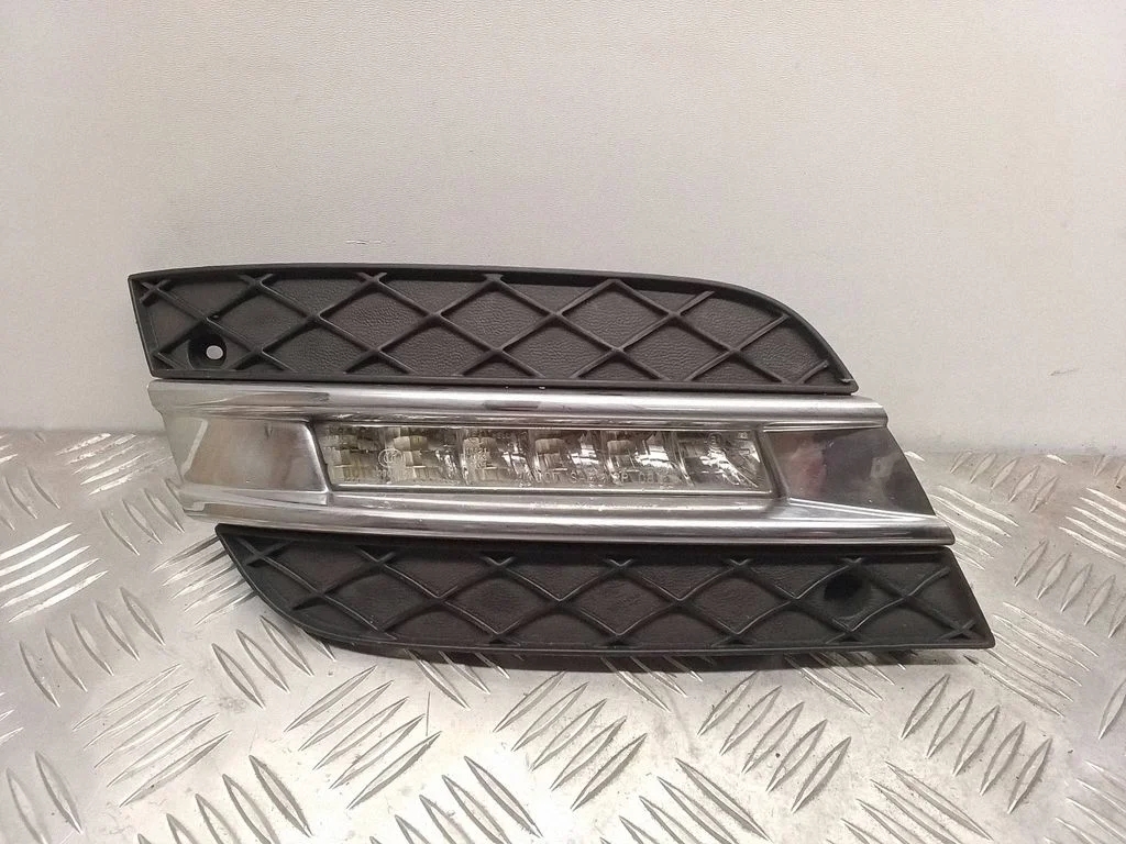 LED-päevatuli – Mercedes-Benz GL-klass X164 (2006-2012)