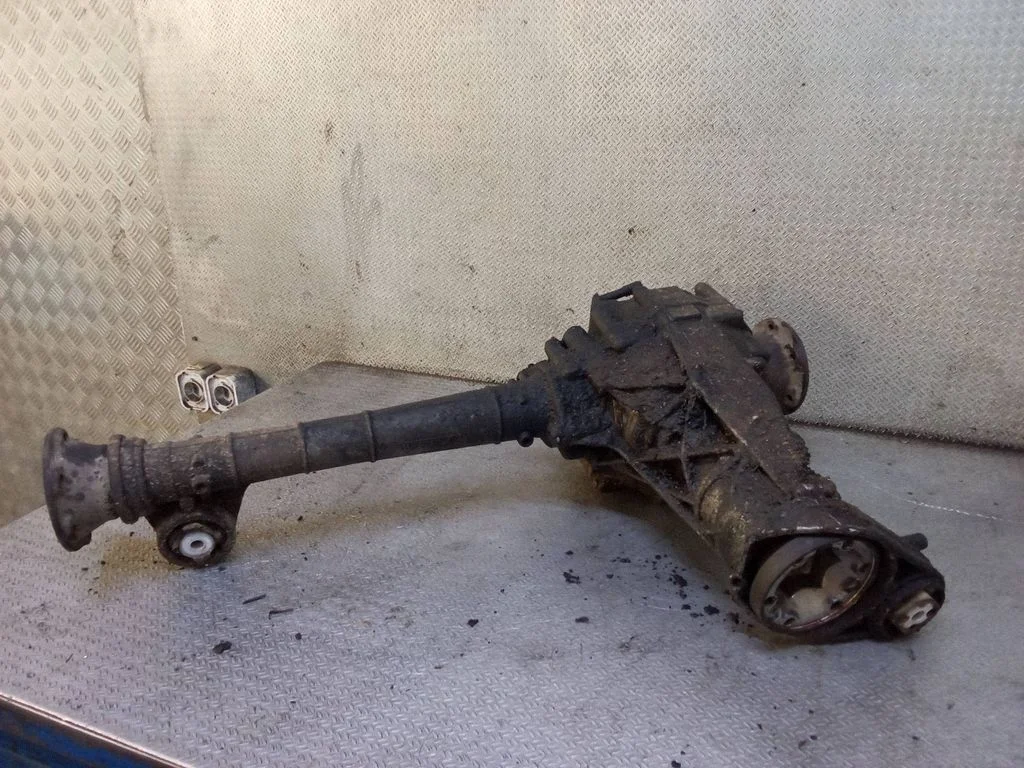 Front differential 4460310020