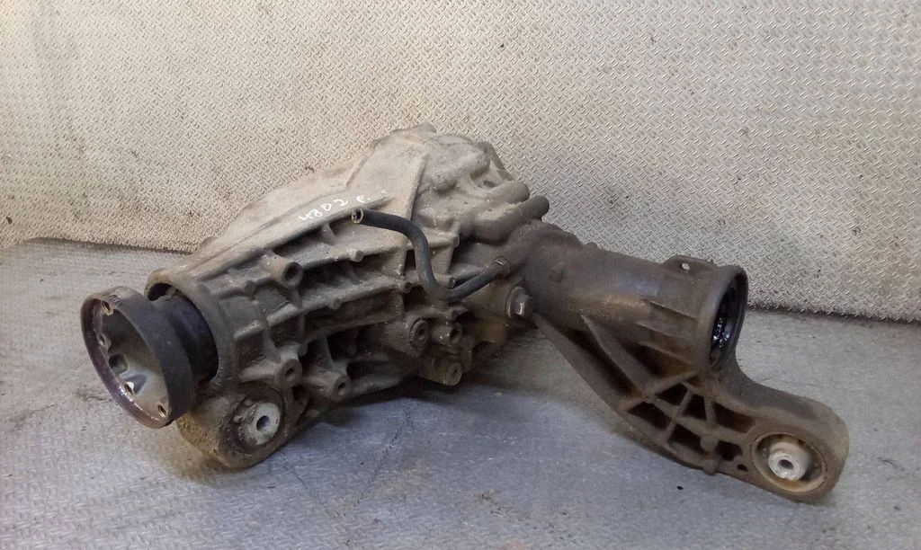 Front differential 4460310034F