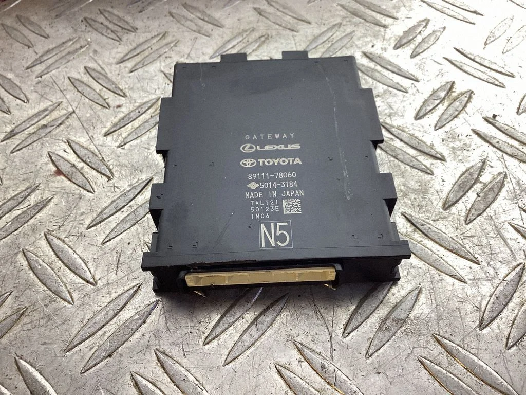 Gateway juhtmoodul – Lexus NX (2021-)