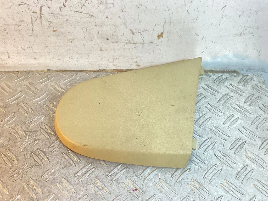 Seat trim JC309210